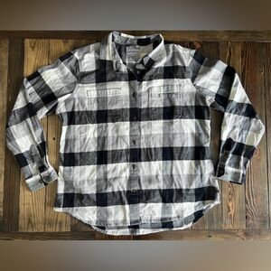 CARHARTT • women’s Hamilton plaid flannel shirt work utility button down outdoor
